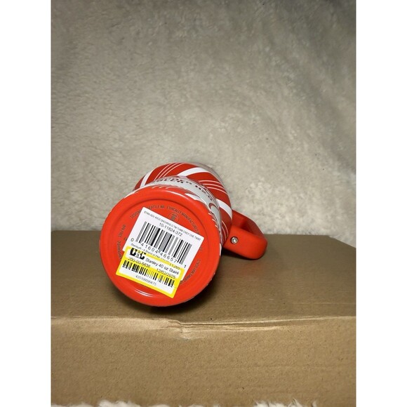 Stanley 30 oz Stainless Steel H2.0 FlowState Quencher Tumbler Candy Cane Twist - Picture 7 of 7